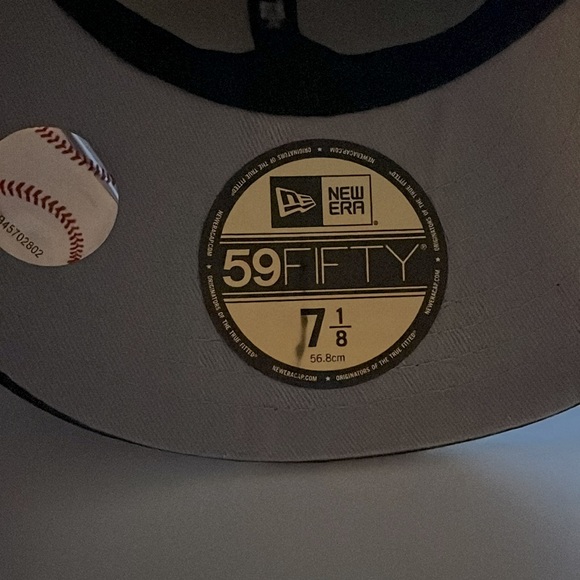 MLB SEATTLE mariners cap size 7 1/8 - Picture 3 of 5